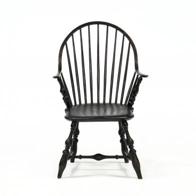 american-painted-continuous-arm-windsor-chair