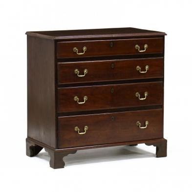 chippendale-mahogany-bachelor-s-chest