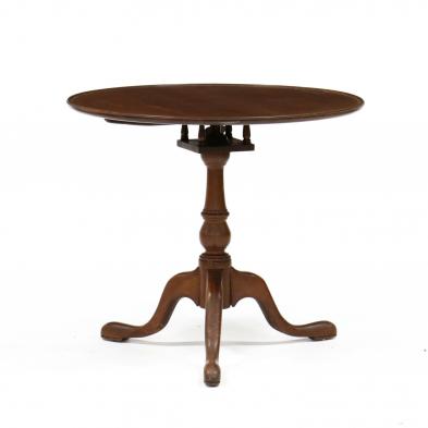 queen-anne-style-mahogany-tilt-top-tea-table