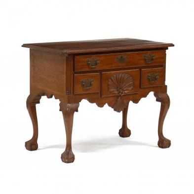 chippendale-style-mahogany-low-boy