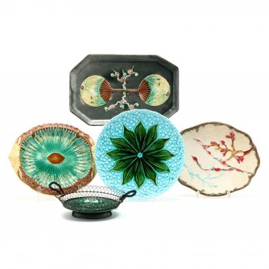 five-antique-majolica-serving-trays