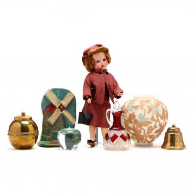 vintage-decorative-accessory-grouping