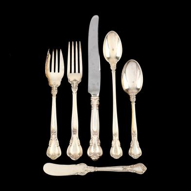 gorham-chantilly-sterling-silver-flatware-service