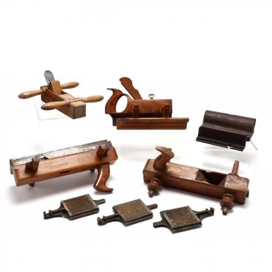 group-of-wood-planes-and-die-sets