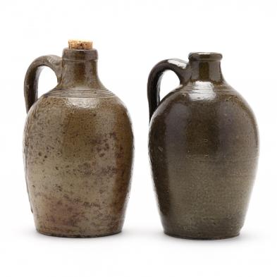 nc-pottery-two-one-half-capacity-jugs
