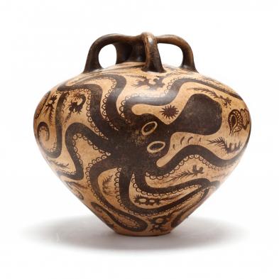 mediterranean-pottery-vessel