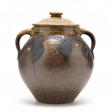 mark-hewitt-covered-urn