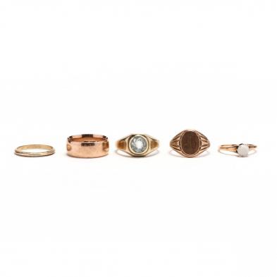 group-of-gold-rings