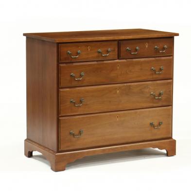 chippendale-style-bench-made-mahogany-bachelor-s-chest