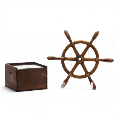 nautical-compass-with-vintage-yacht-wheel