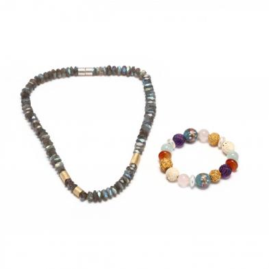 a-gemstone-bead-necklace-and-bracelet