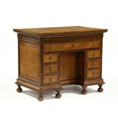 antique-continental-kneehole-desk