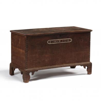 southern-chippendale-sulfur-inlaid-walnut-blanket-chest