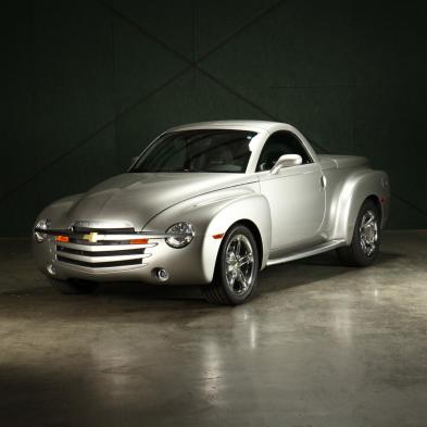 2005-chevrolet-ssr-convertible-ls-2