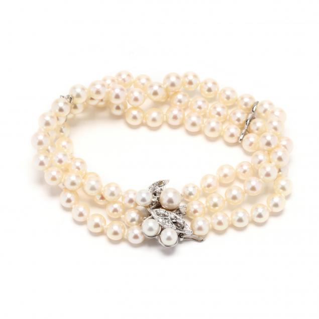 triple-strand-pearl-bracelet-with-14kt-white-gold-and-diamond-clasp