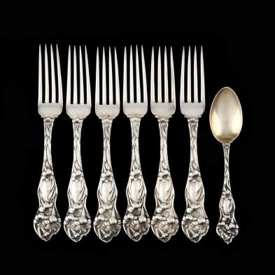 watson-lily-sterling-silver-flatware-grouping
