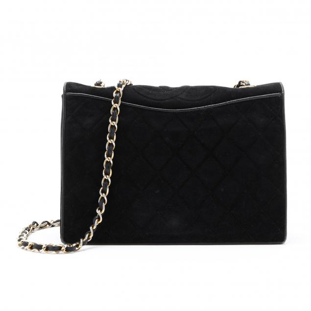 quilted-black-suede-shoulder-bag-chanel