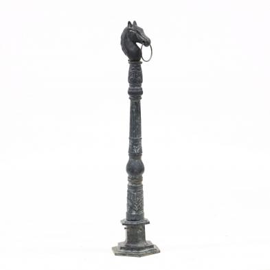 iron-horse-form-hitching-post