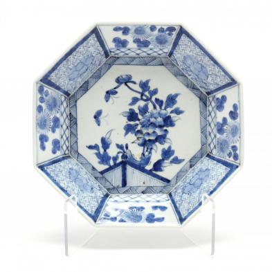 a-japanese-arita-ware-blue-and-white-octagonal-dish