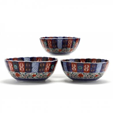 a-set-of-three-japanese-meiji-period-imari-nesting-bowls