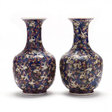 a-pair-of-chinese-export-porcelain-vases