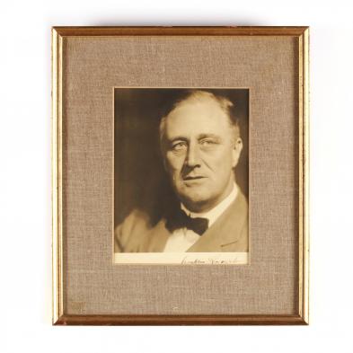 signed-fdr-photograph
