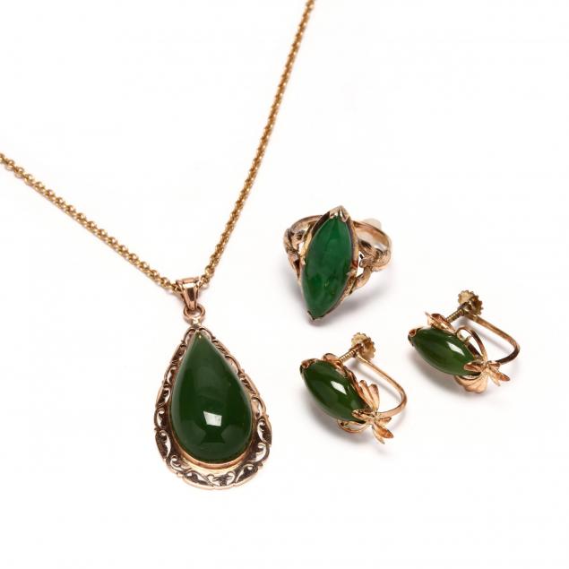 three-14kt-gold-and-jade-items