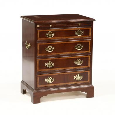 hickory-white-chippendale-style-mahogany-bedside-chest