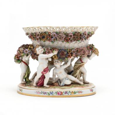 continental-porcelain-centerpiece