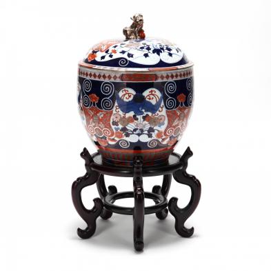 a-large-antique-japanese-imari-covered-jar