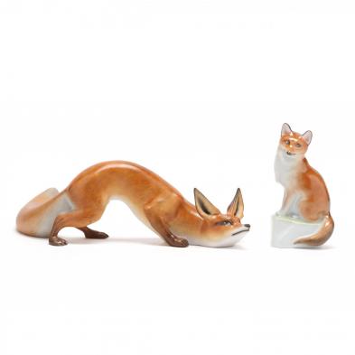 two-herend-porcelain-natural-foxes