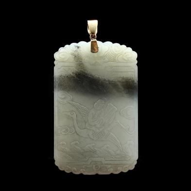 a-jade-carved-pendant-with-18kt-gold-clasp