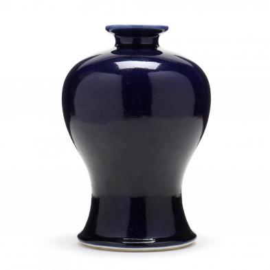 a-chinese-dark-blue-glazed-meiping-vase