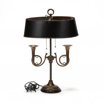 tole-and-brass-hunting-horn-table-lamp