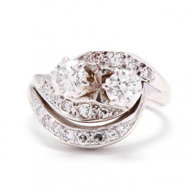 white-gold-diamond-ring