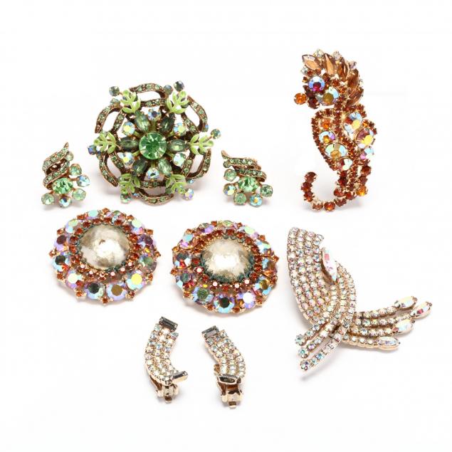 group-of-costume-jewelry