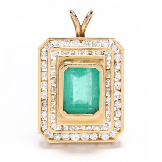 gold-emerald-and-diamond-pendant