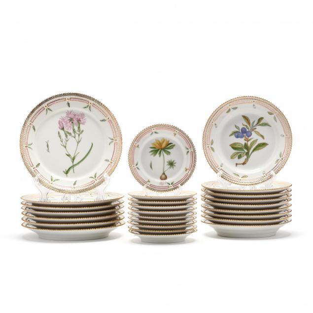 a-group-of-26-royal-danica-porcelain-flora-danica-table-ware