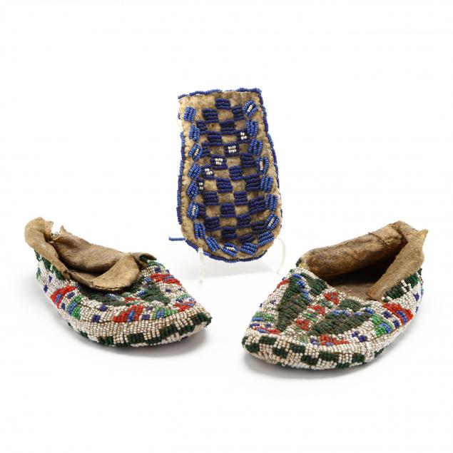 native-american-child-s-beaded-moccasins-and-purse