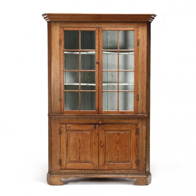 north-carolina-chippendale-yellow-pine-corner-cupboard