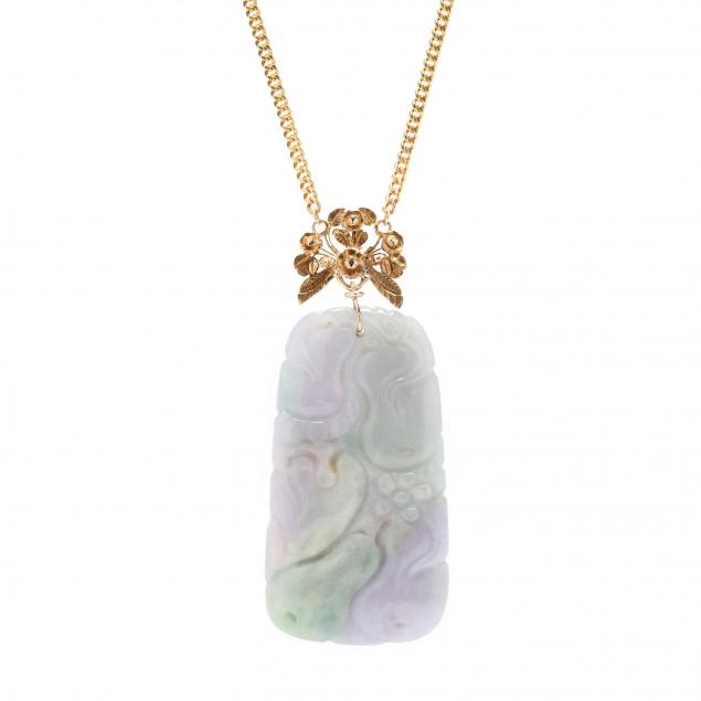 18kt-gold-and-carved-jadeite-pendant-buccellati