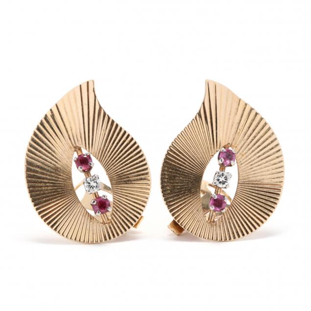 retro-14kt-gold-diamond-and-ruby-earrings