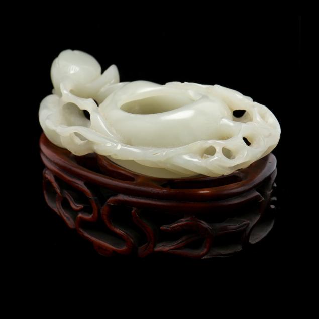 a-chinese-carved-hardstone-peach-brush-washer