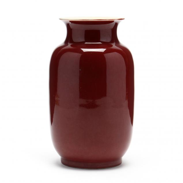 an-oxblood-vase