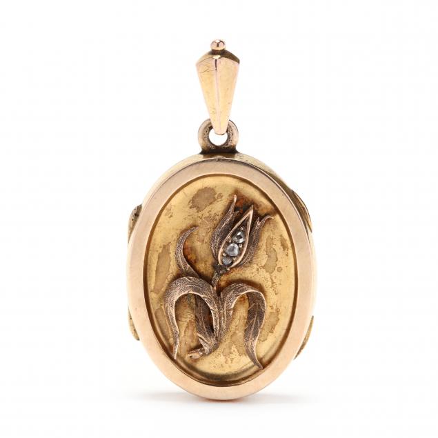 antique-gold-and-diamond-locket