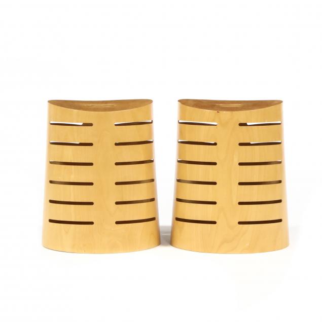ruud-jan-kokke-pair-of-wander-stacking-stools