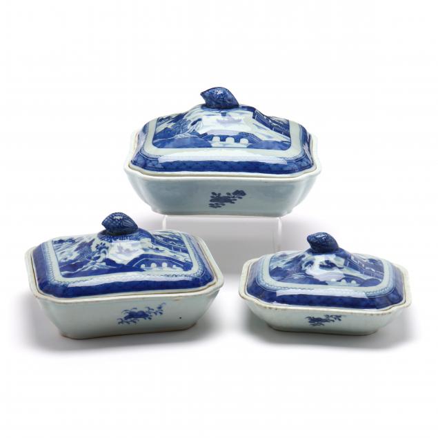 three-chinese-export-blue-canton-vegetable-servers