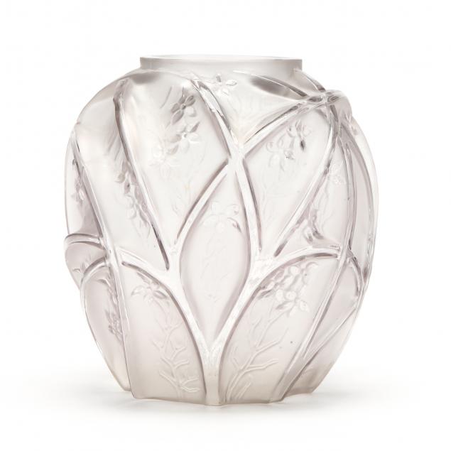 consolidated-large-700-line-vase