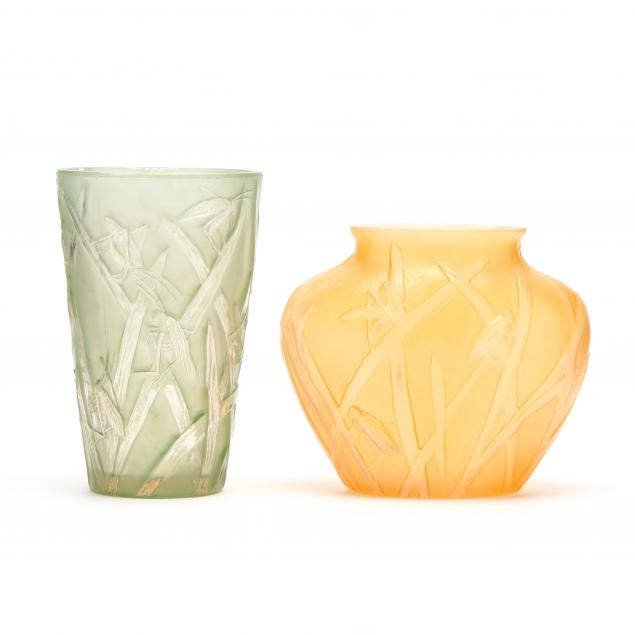 consolidated-two-grasshopper-vases