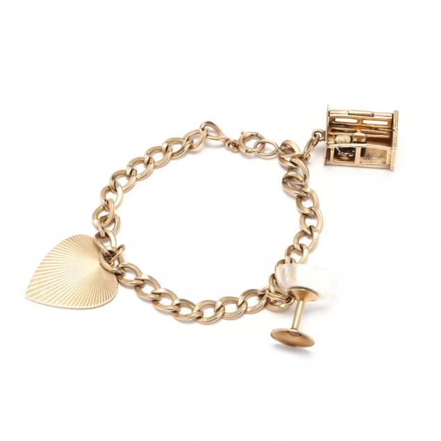 gold-charm-bracelet